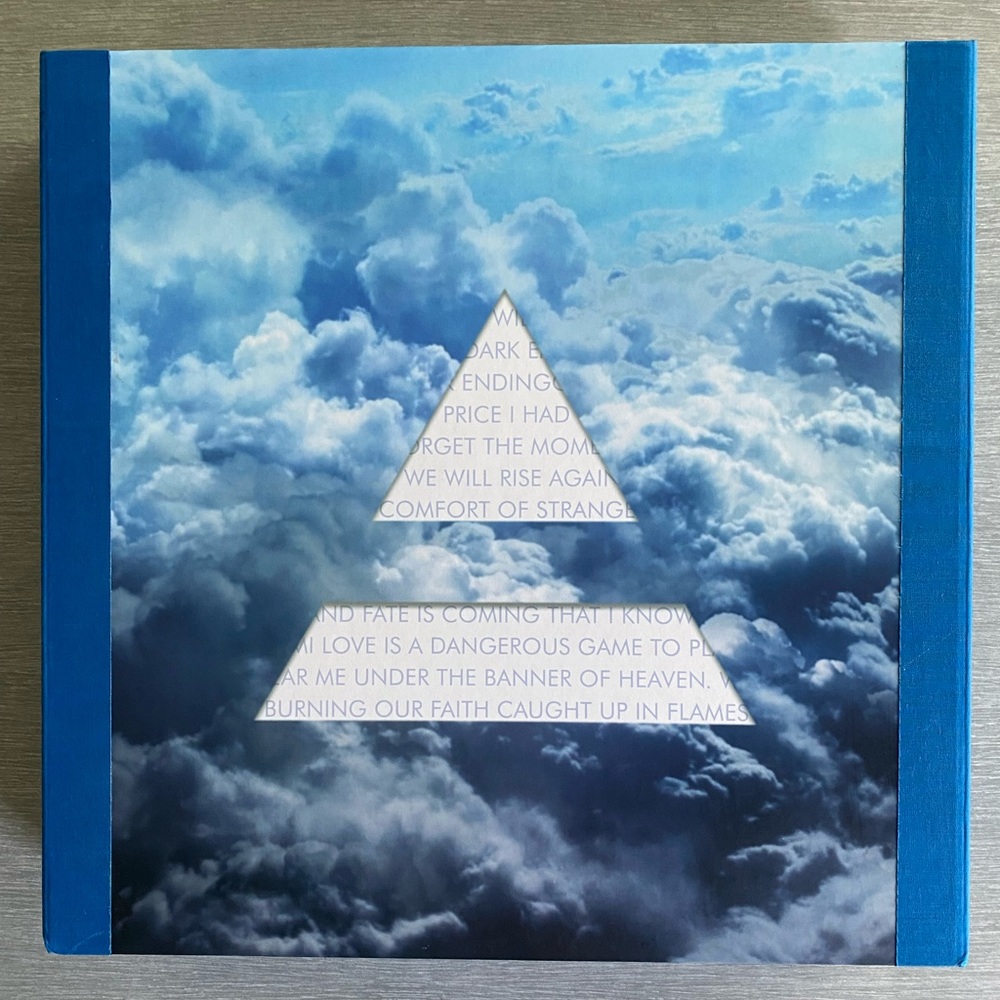 Thirty Seconds to Mars AUTOGRAPHED boxset PROVEHITO IN ALTUM engraved ring chain